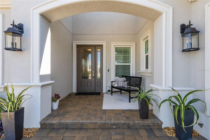 Property Photo: 8249 Pavia Way FL 34202