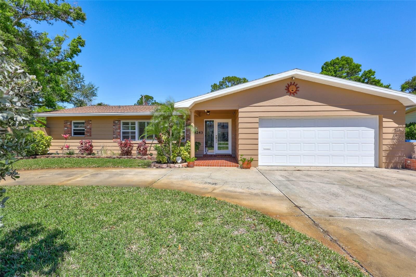 Property Photo:  8243 37th Avenue N  FL 33710 
