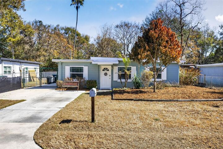 Property Photo:  1943 Cloverlawn Avenue  FL 32806 