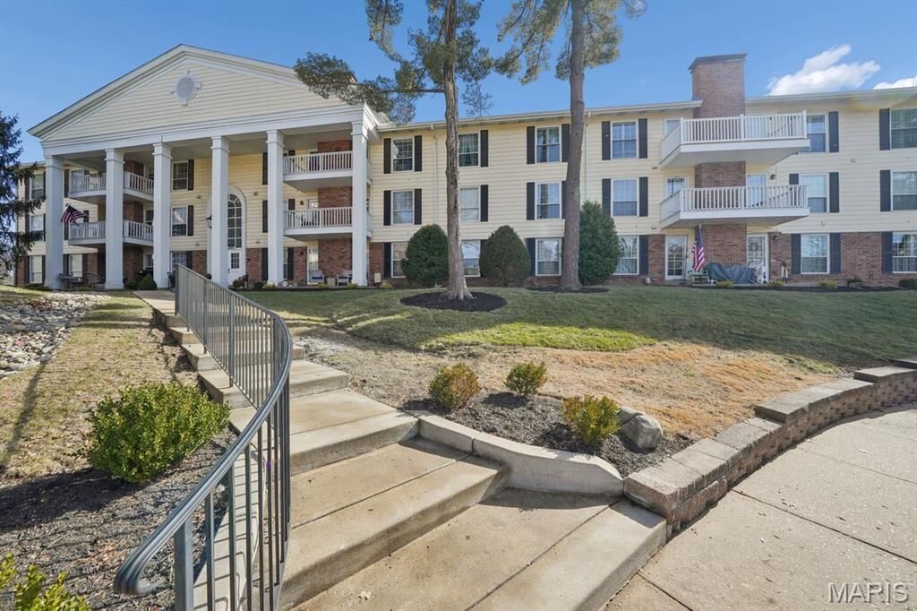 Property Photo:  1530 Bedford Forge Court 3  MO 63017 