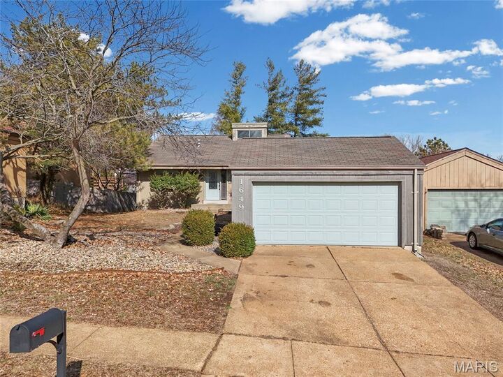 Property Photo:  1649 Country Hill Lane  MO 63021 