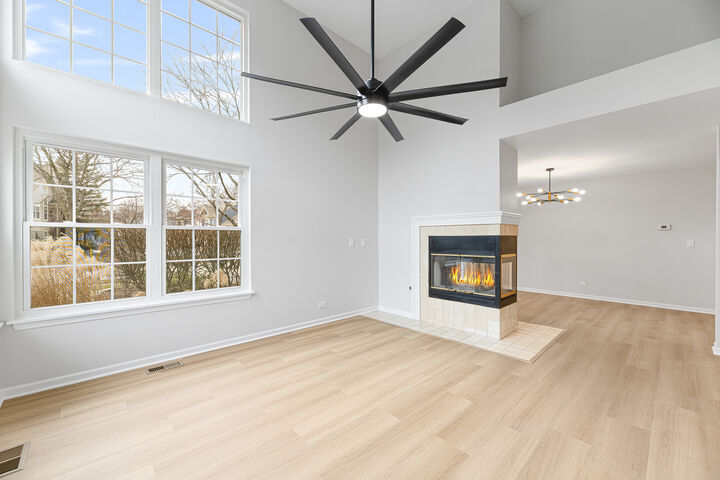 Property Photo: 1239 Old Mill Lane IL 60007