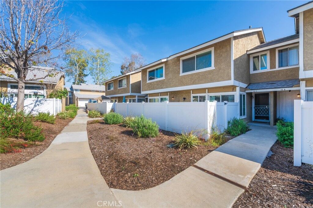 Property Photo:  2321 S Magnolia 12 C  CA 91762 