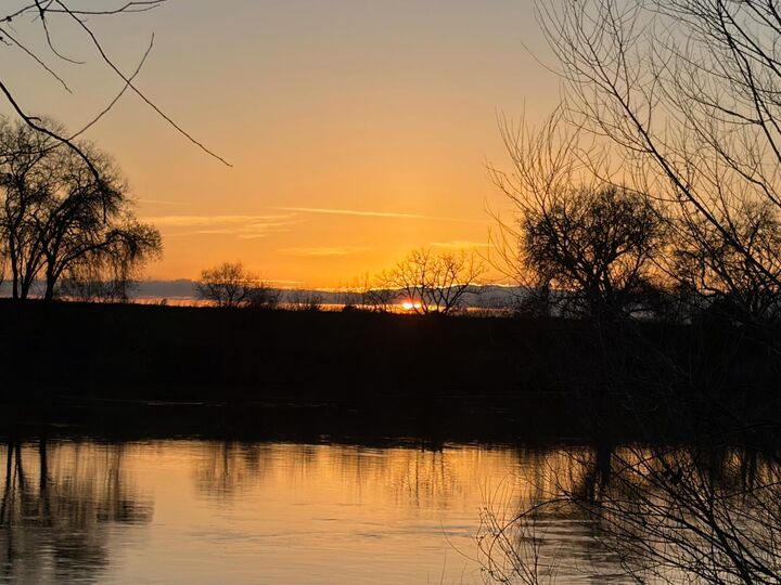 Property Photo:  5720 Riverside Boulevard  CA 95822 