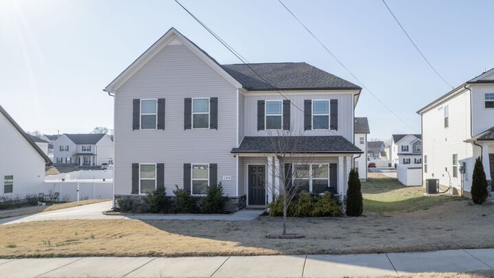 Property Photo:  104 Curbow Ct  TN 37160 