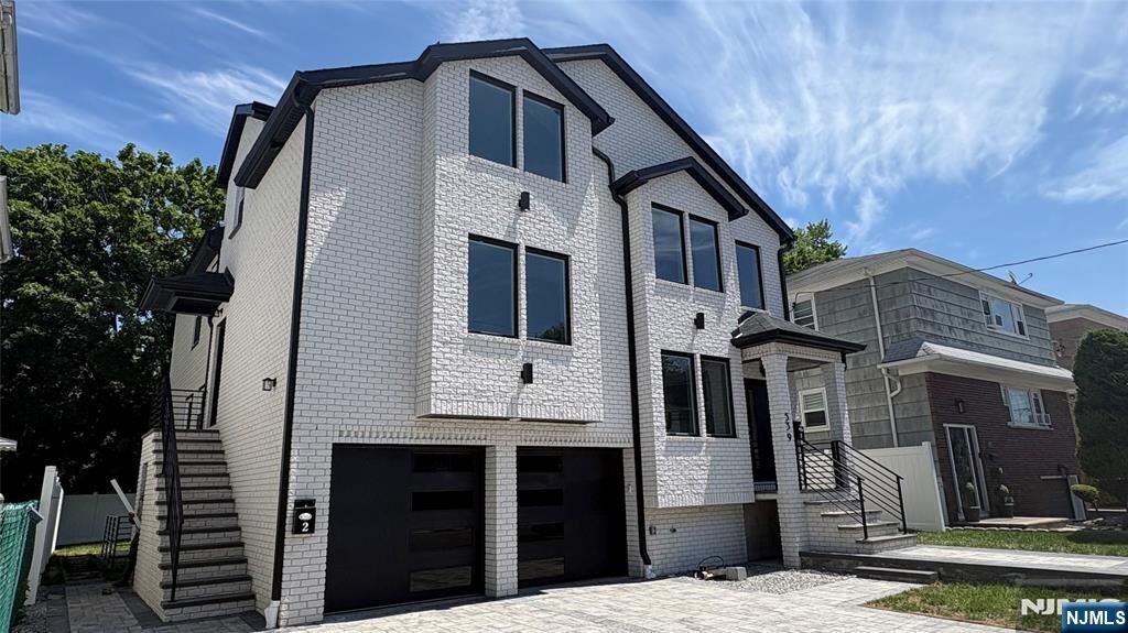 Property Photo:  539 Freeman Street  NJ 07071 