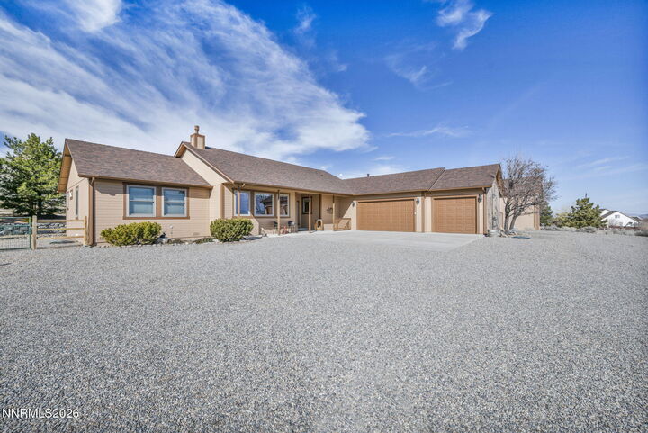 Property Photo: 17 Colony Estates Drive NV 89444