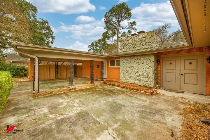 Property Photo:  1914 Bayou Drive  LA 71105 