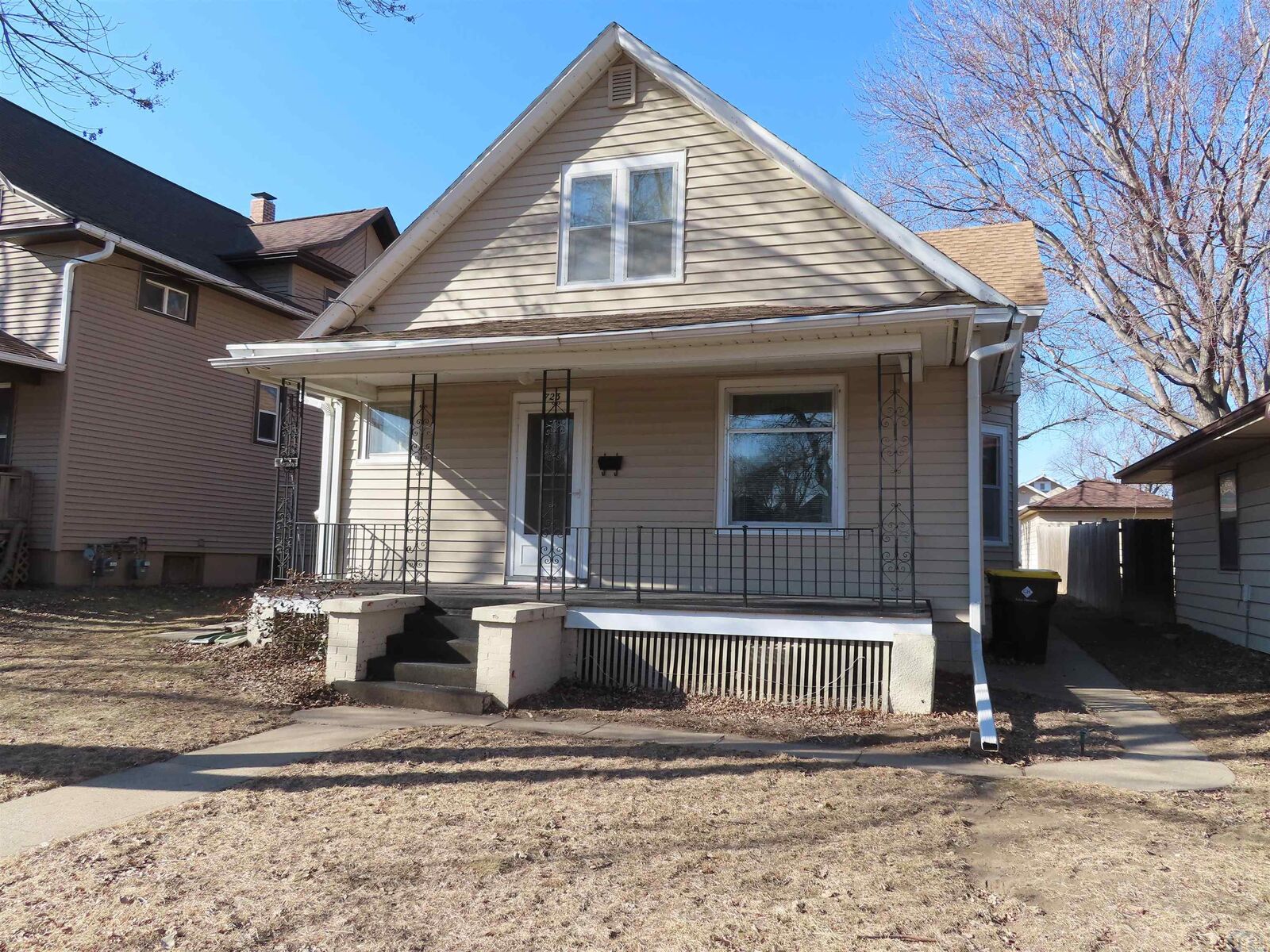 Property Photo: 723 S Rustin IA 51106