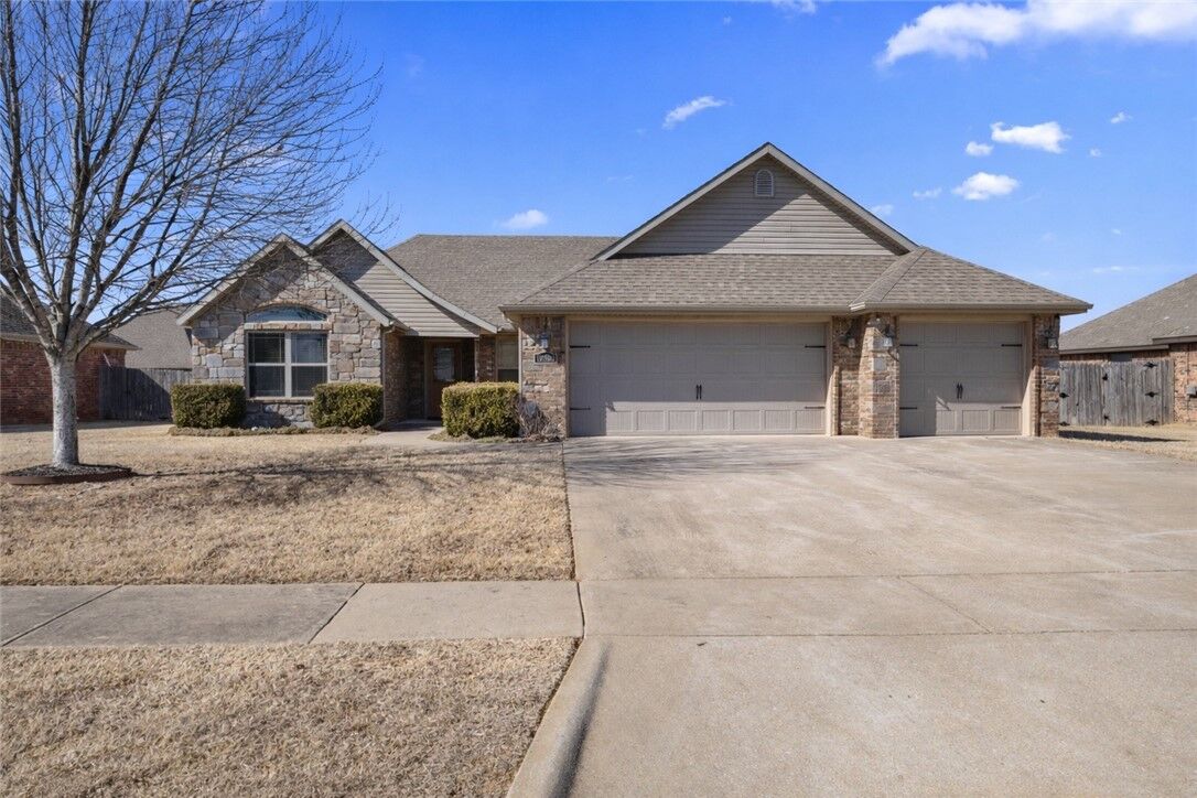 Property Photo:  12503 Barranger Drive  AR 72730 