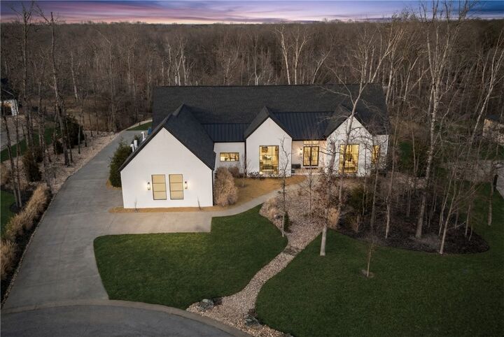 Property Photo: 3807 Copper Ridge AR 72756