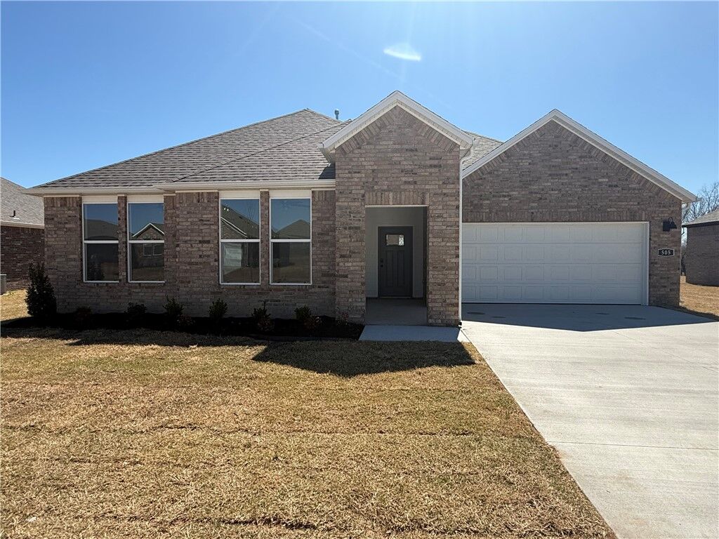 Property Photo:  505 W Canada Drive  AR 72730 