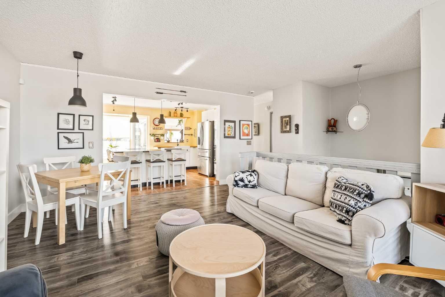 Property Photo: 5919 Temple Drive NE AB T1Y 3B5