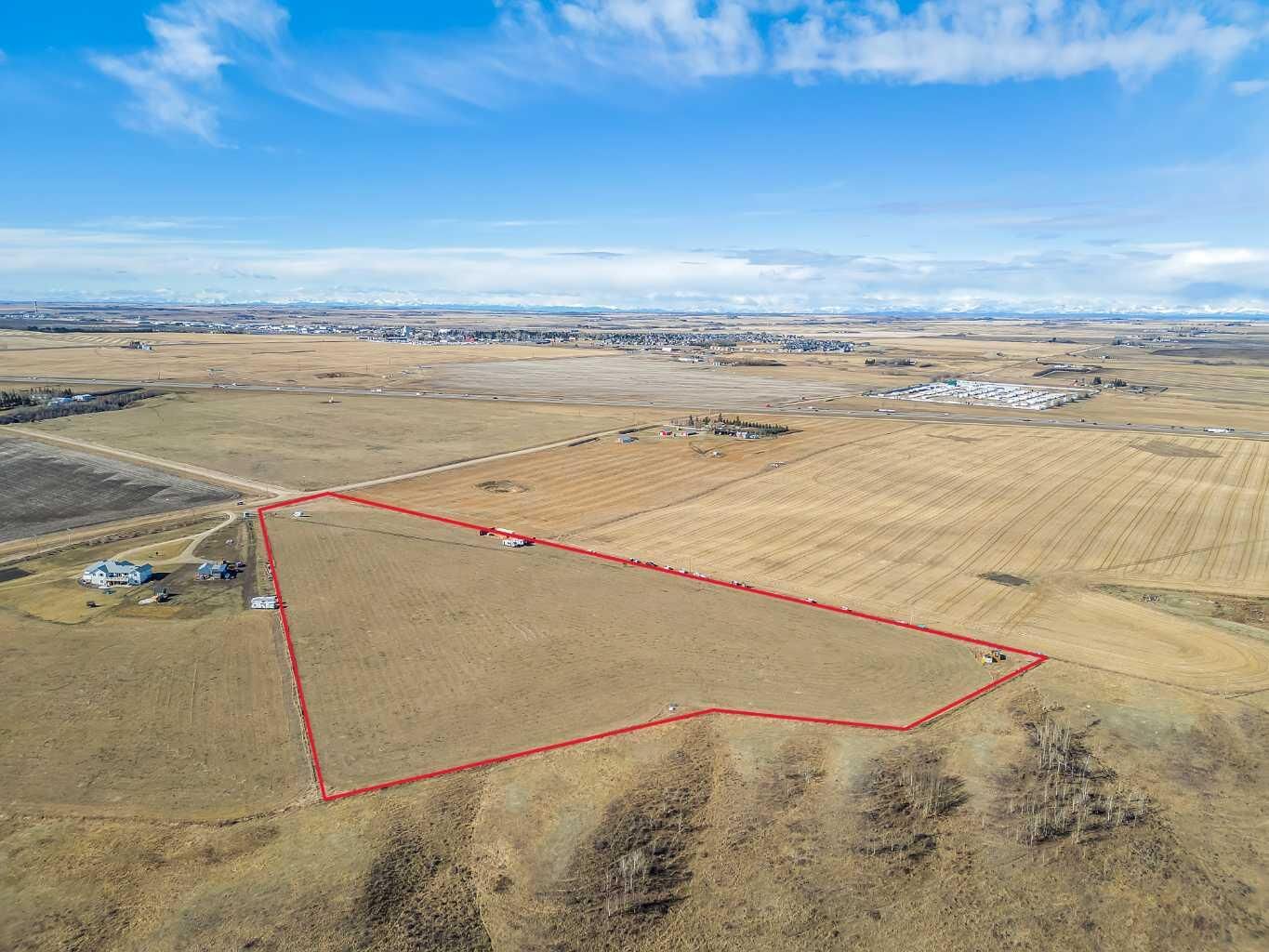 Property Photo: 292090 Twp Rd 290 AB T0M 0S0