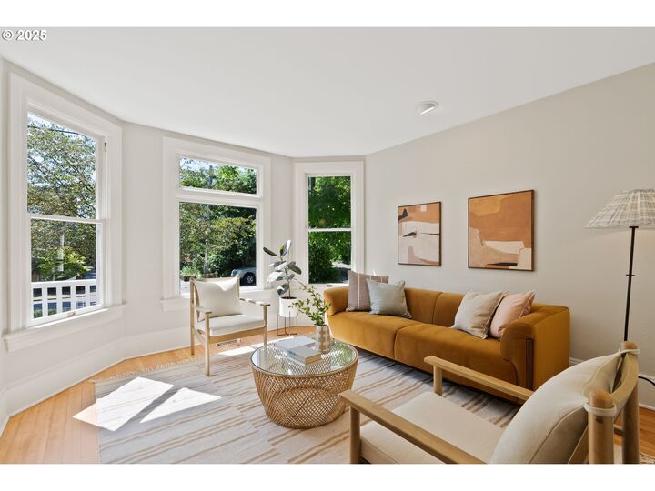 Property Photo: 1912 NE 11th Ave OR 97212