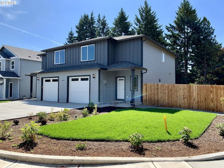 Property Photo:  10703 NE 70th St  WA 98662 