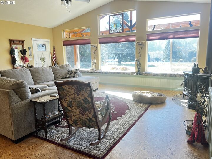 Property Photo: 407 Winchuck River Rd OR 97415