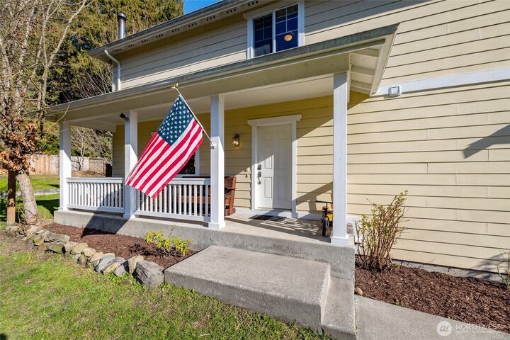 Property Photo:  45259  Main Street  WA 98237 