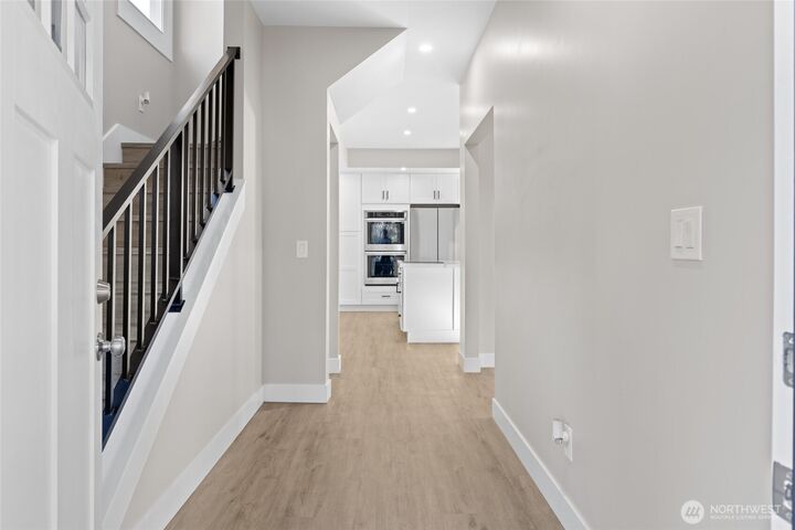 Property Photo: 4228 Eastern Avenue N WA 98103