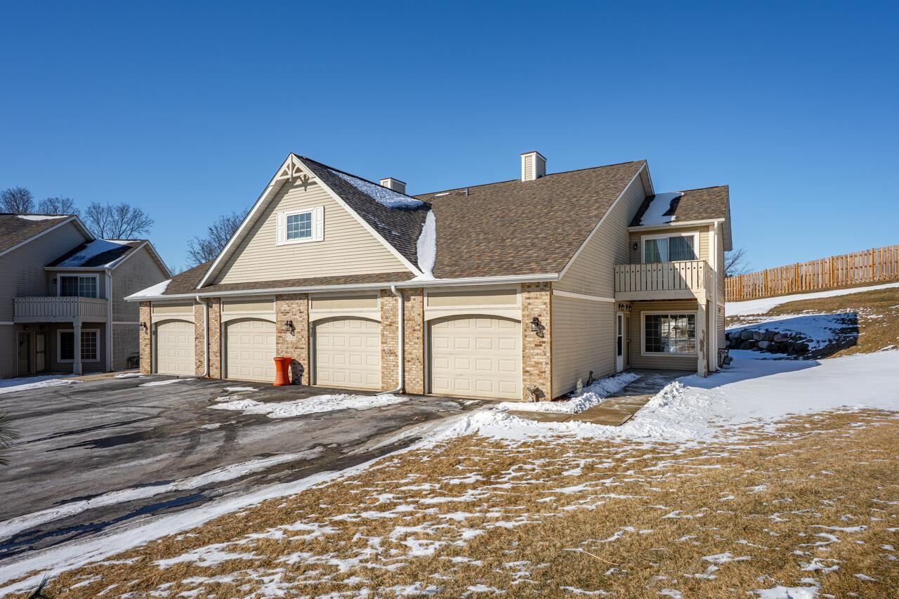Property Photo: 6538 Timberleaf Court Unit #1 IL 61111