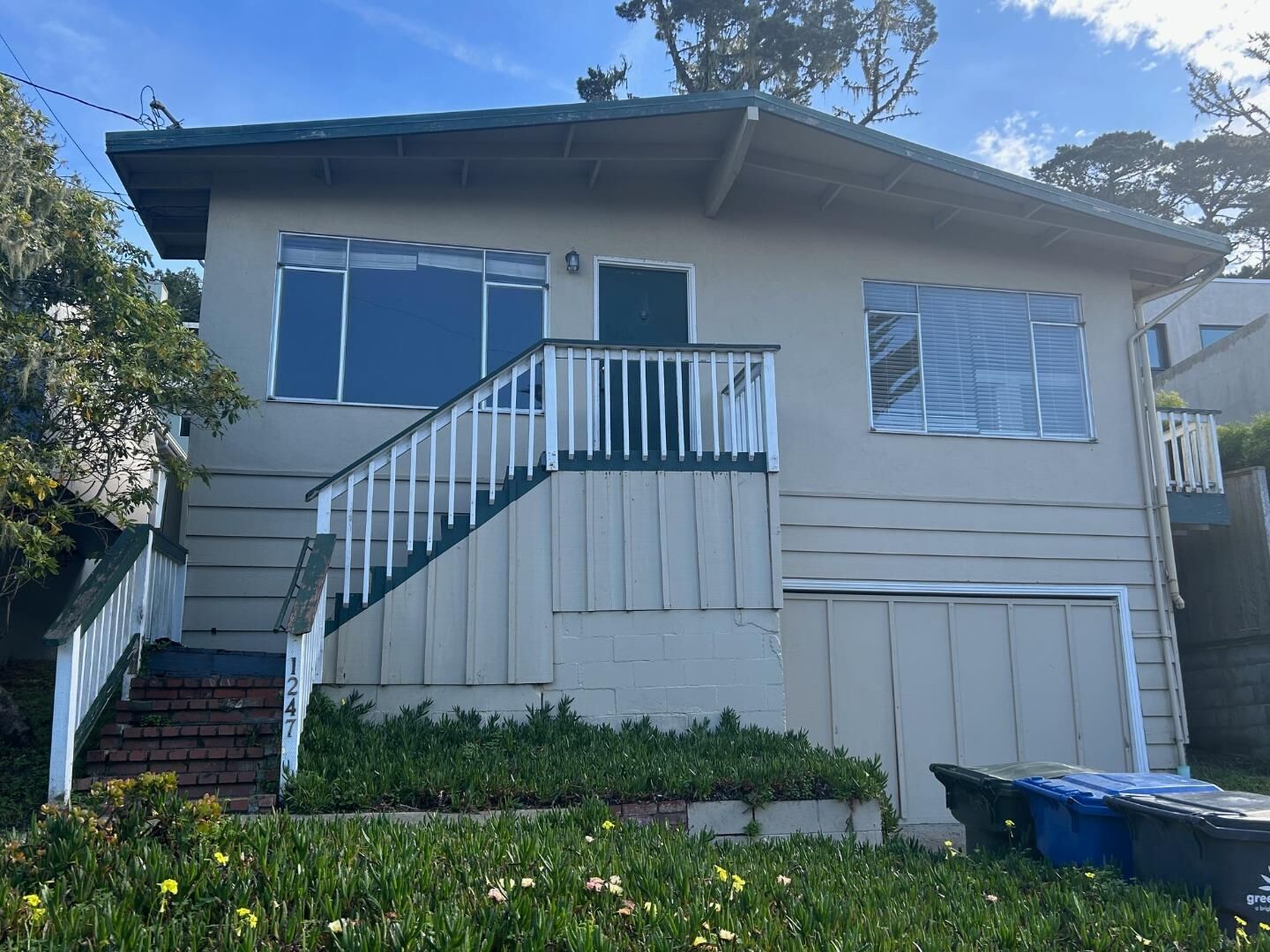 Property Photo:  1247 Buena Vista Avenue  CA 93950 