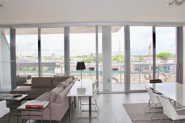 Property Photo:  250 NW 24th St 3C  FL 33127 