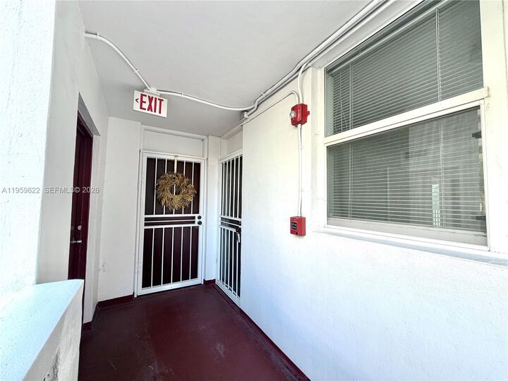 Property Photo:  3660 NE 166th St 301 +40' Deeded Dock  FL 33160 