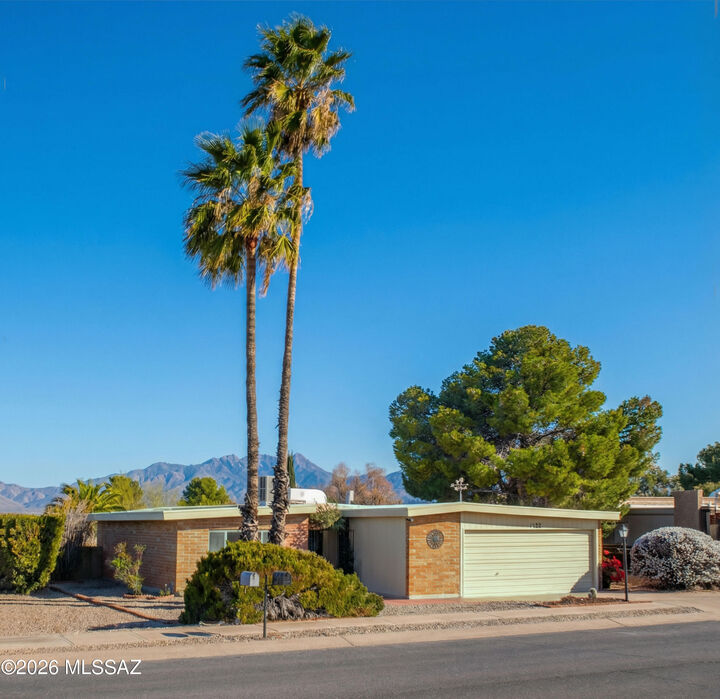 Property Photo:  1432 N Rio Aros  AZ 85614 