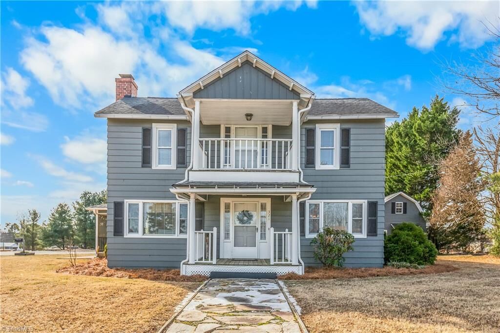 Property Photo:  321 W Main Street  NC 27018 