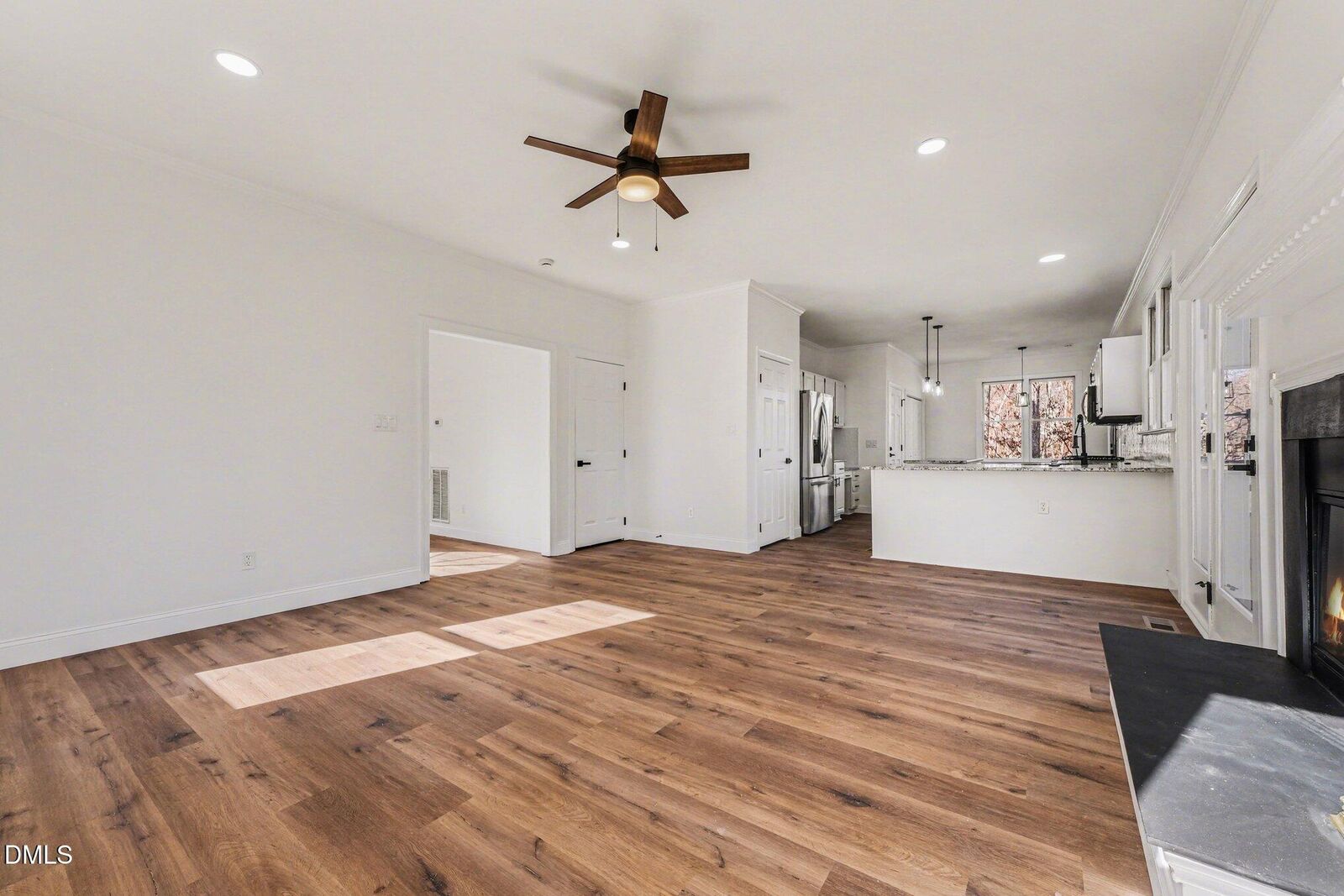 Property Photo:  6 Timbercreek Court  NC 27712 