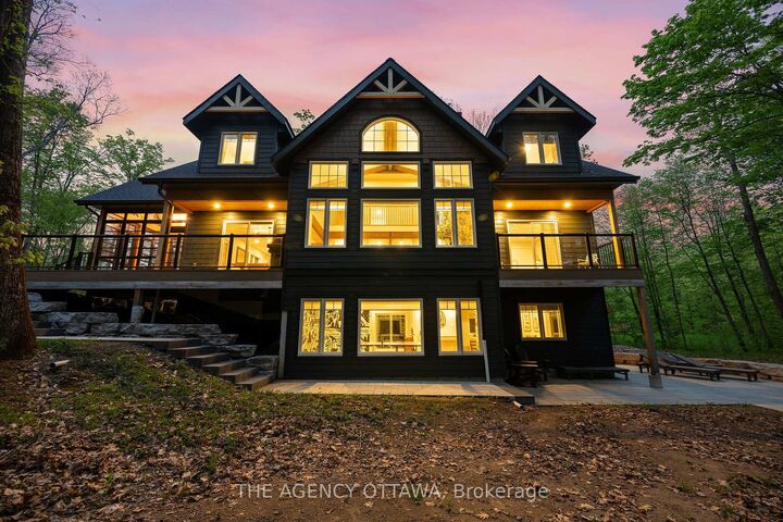 Property Photo: 36 Crestview Drive ON K0J 1H0