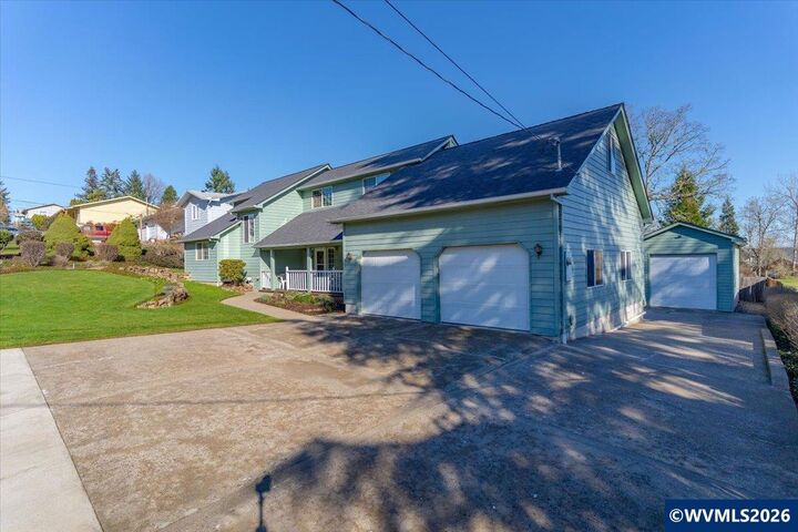 Property Photo: 2846 Vick Av NW OR 97304