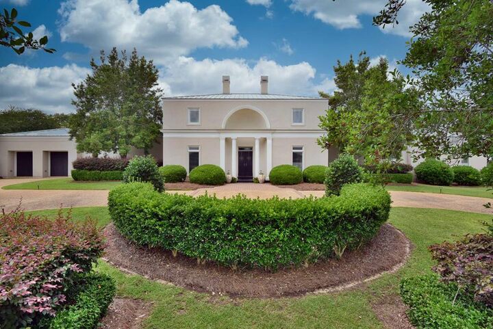 Property Photo:  4522 La Costa Drive  GA 31721 