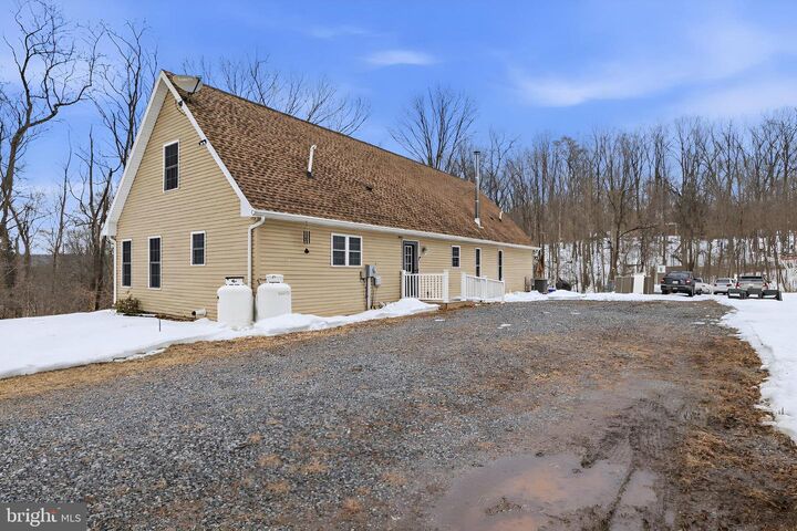 Property Photo:  25 Hake Road  PA 17315 