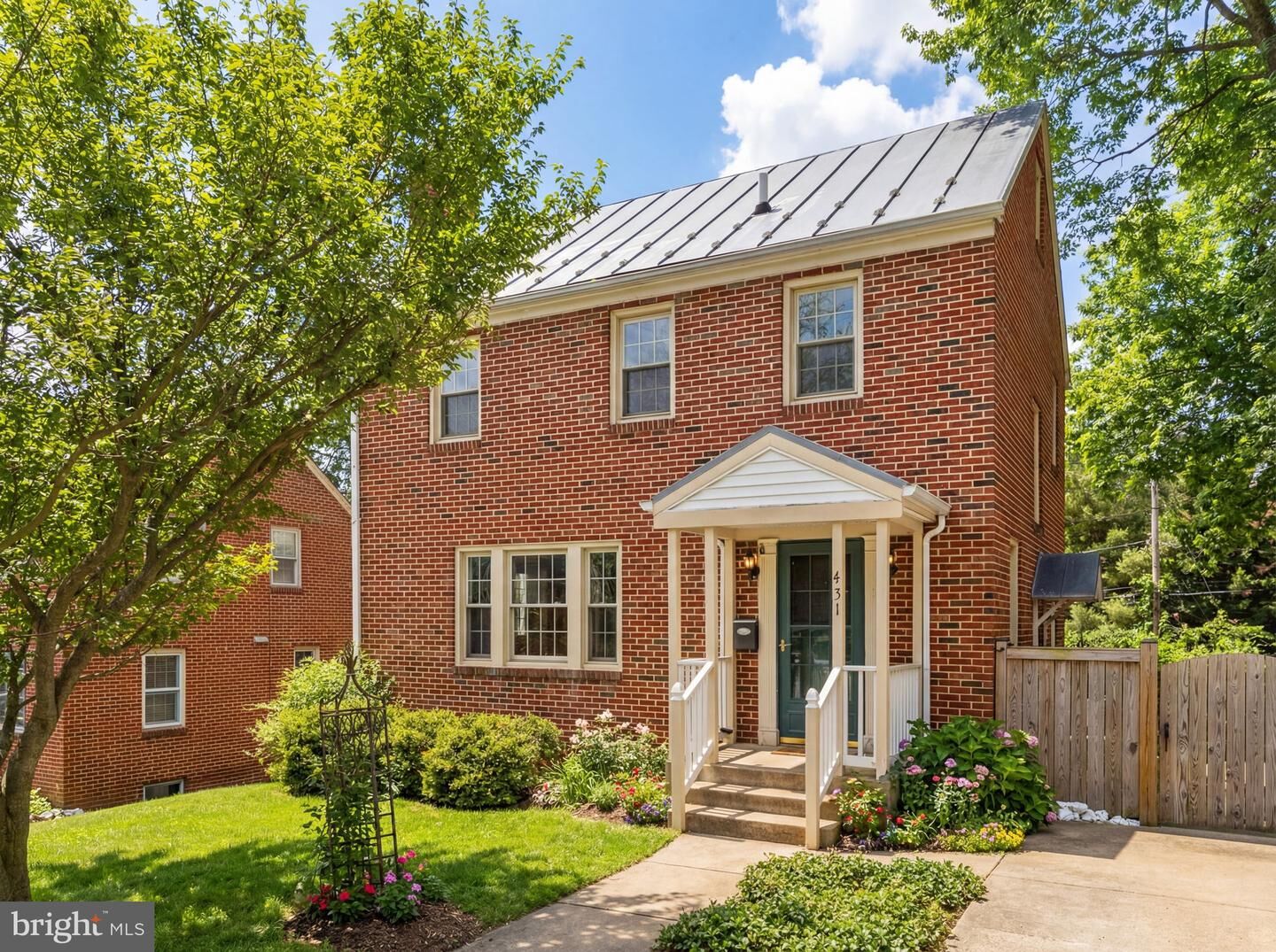 Property Photo: 431 Jefferson Street VA 22601