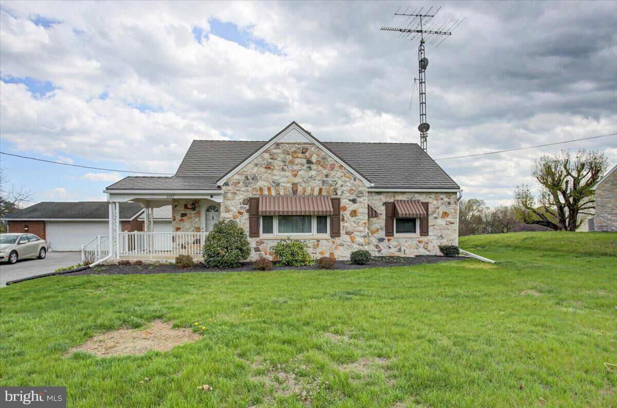 Property Photo:  6602 Lincoln Way West  PA 17252 