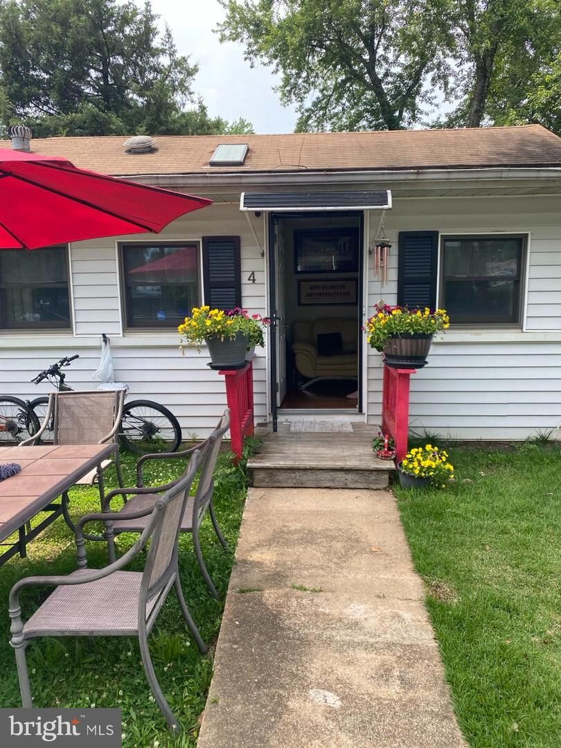 Property Photo:  4 Highland Place  MD 20640 