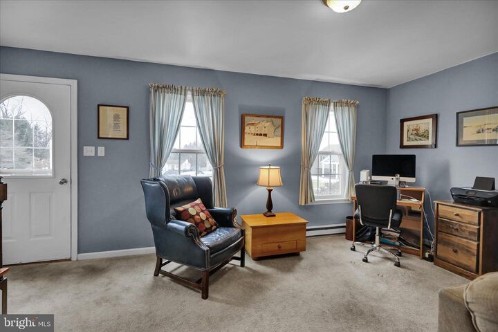 Property Photo:  307 Kent Circle  PA 19335 