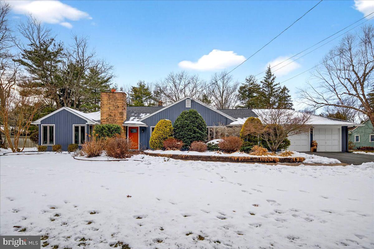 Property Photo:  14 Baldwin Street  NJ 08534 