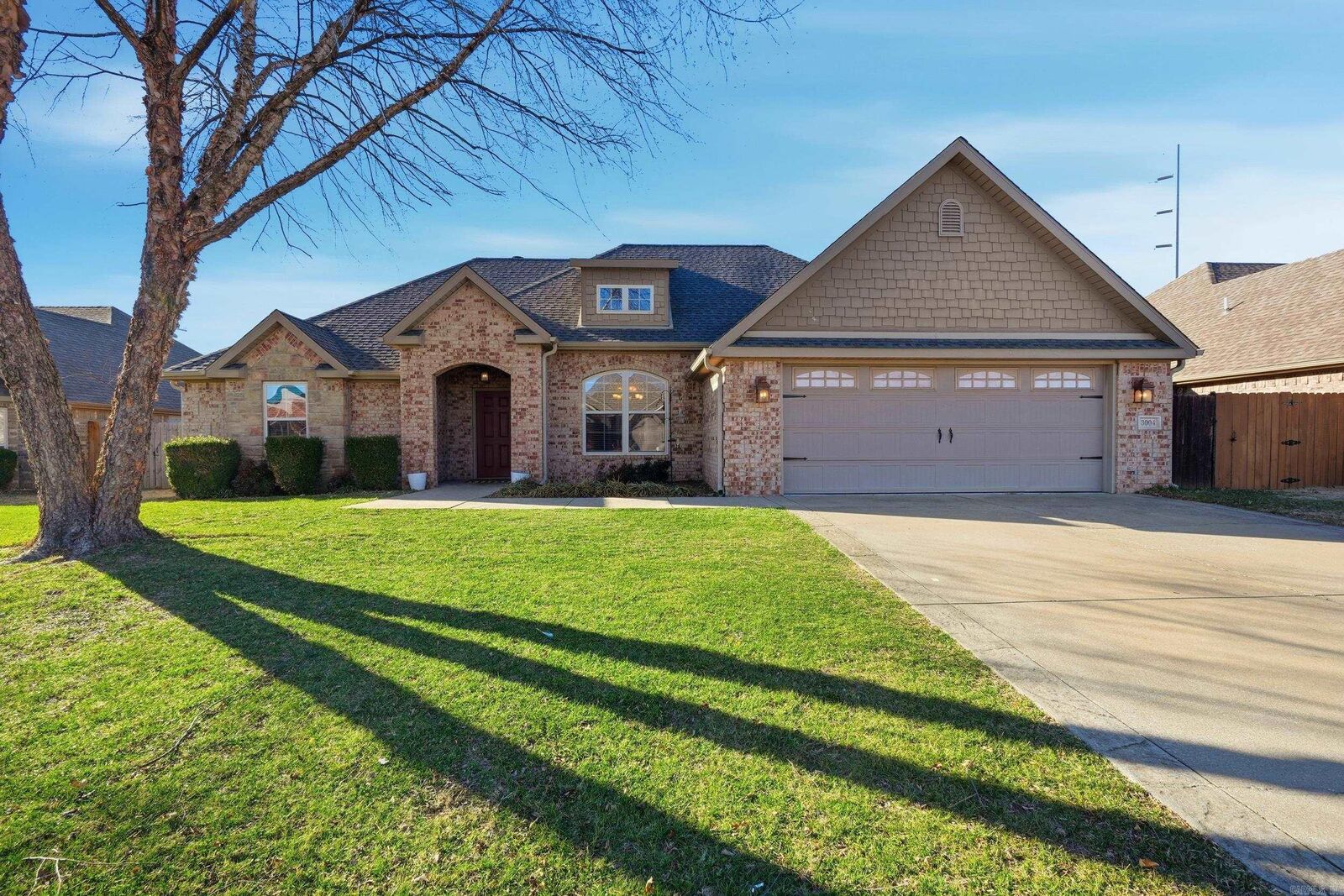 Property Photo:  3004 SW Calm Ridge Rd  AR 72713 