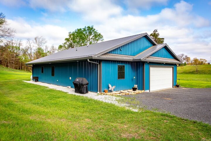 Property Photo: 582 Canaan Rd. AR 72650