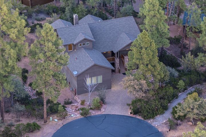 Property Photo:  2308 E Indian Pink Circle  AZ 85541 