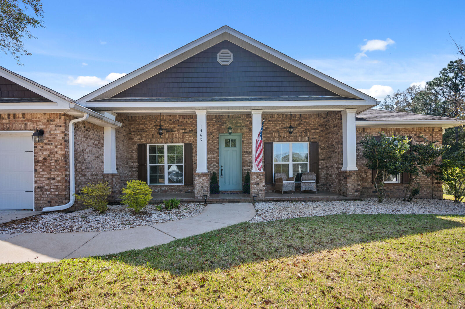 Property Photo:  1569 Lakeside Drive  FL 32578 