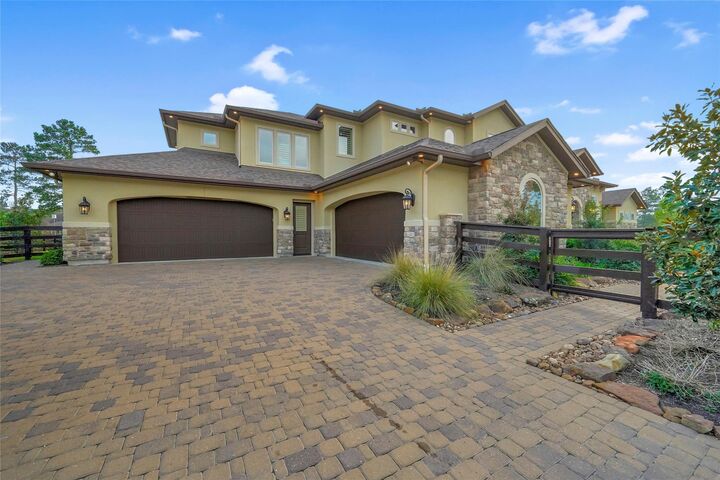 Property Photo:  18 Rugged Lark Circle  TX 77377 