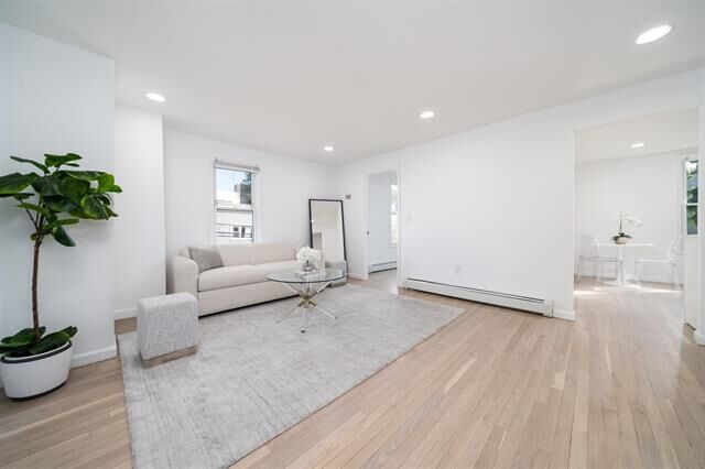 Property Photo:  77 Congress St 2  NJ 07307 