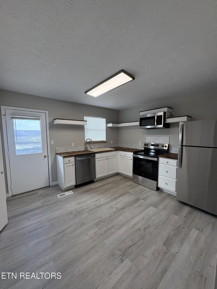 Property Photo:  205 Fourth St A  TN 37763 