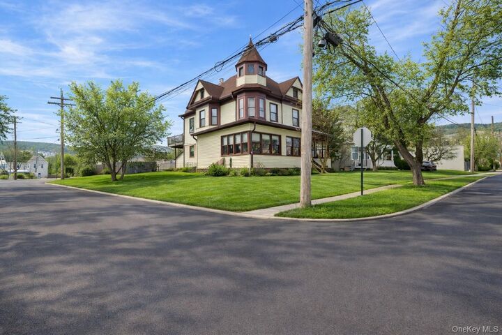 Property Photo:  57 Park Avenue  NY 10901 