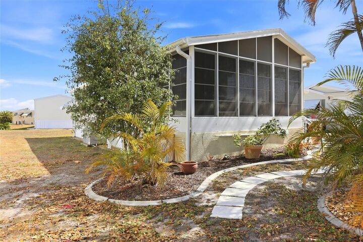 Property Photo: 16 N Mockingbird A16 FL 33950