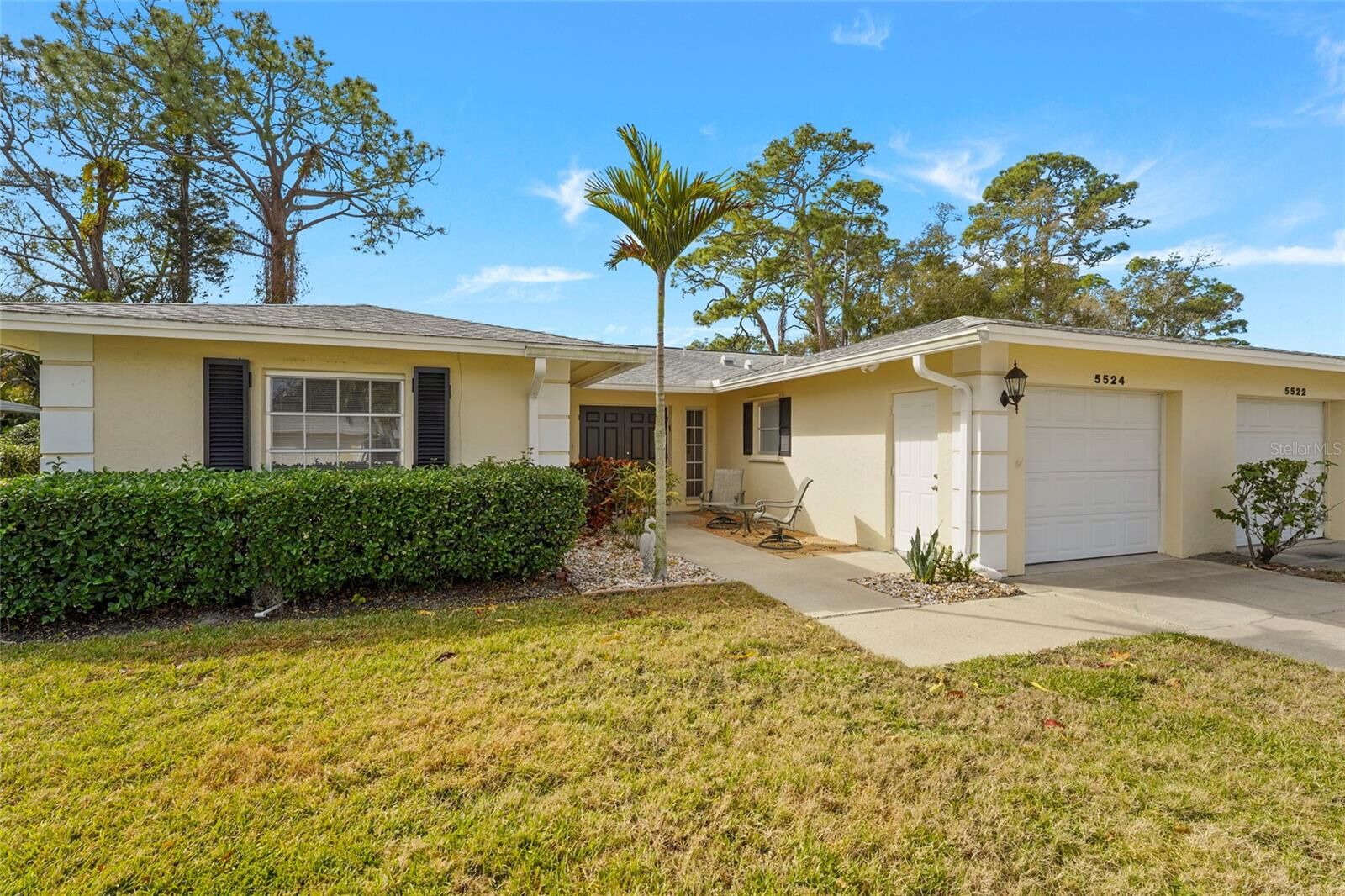 Property Photo: 5524 Palm Aire Drive 5524 FL 34243