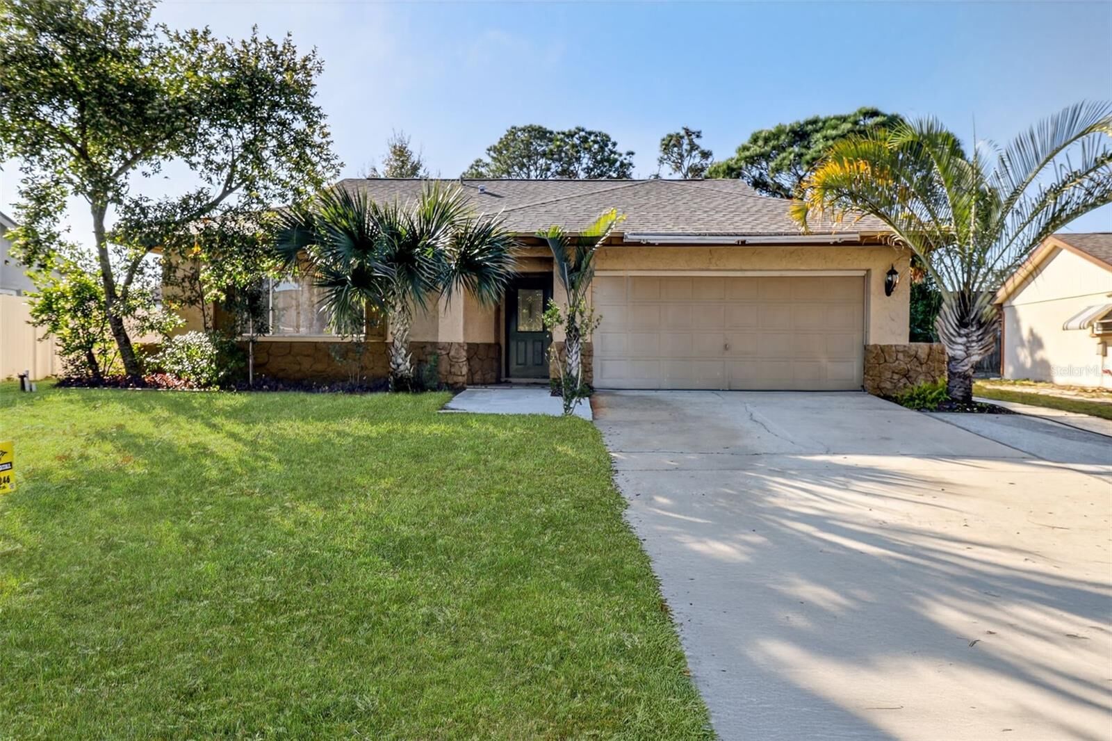 Property Photo:  4250 Pinefield Avenue  FL 34691 